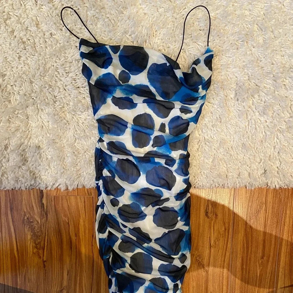 GARAGE bodycon dress 👗💙